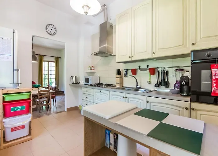 Σπίτι διακοπών In With Garden *